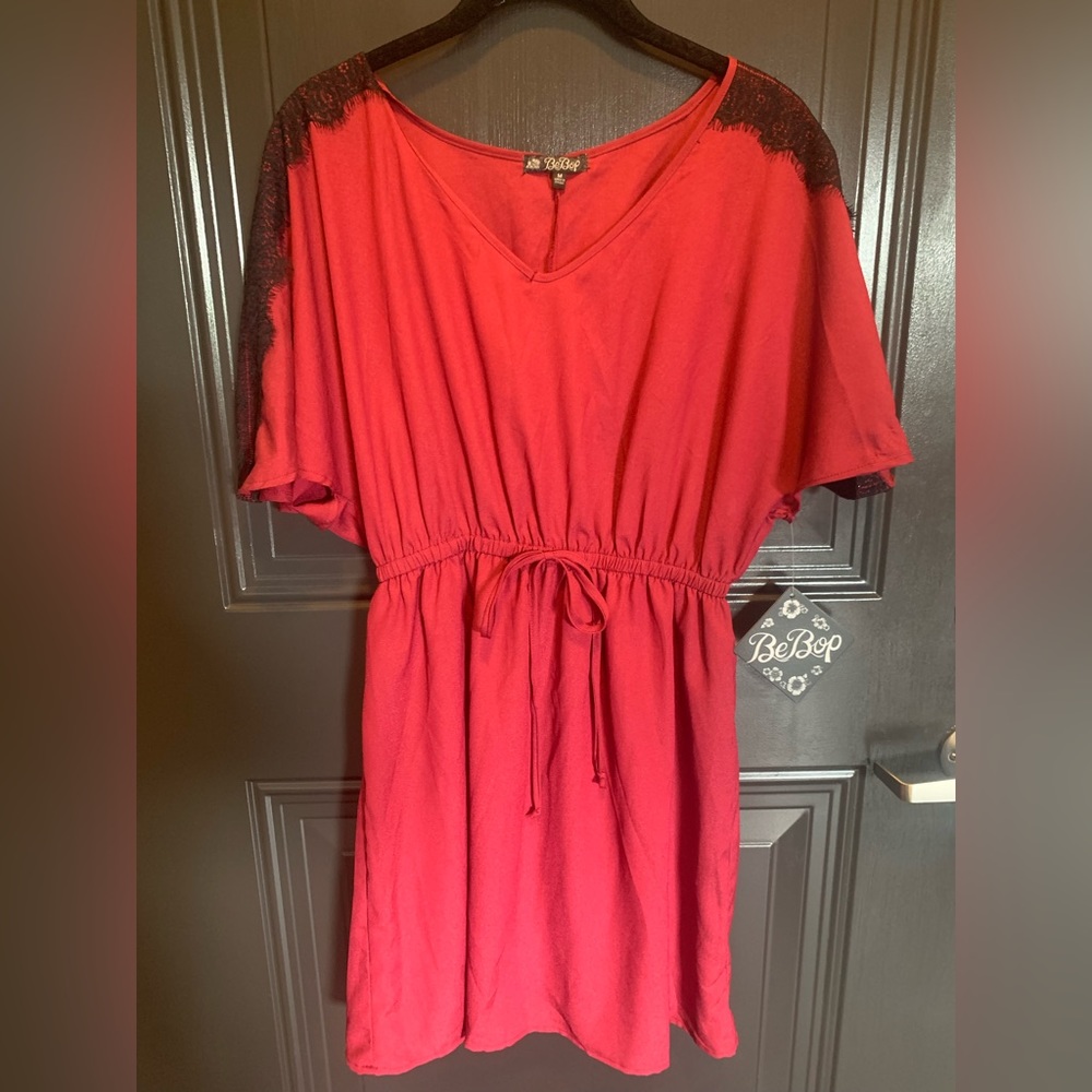 Maroon and black lace dress, mid thigh, size medium, BeBop with tags!